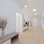 Beautiful Horizon Villa