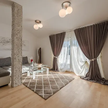 Beautiful Horizon Villa *