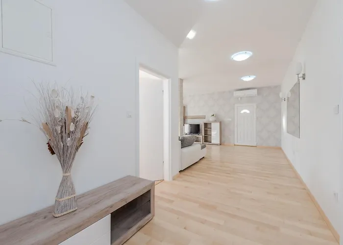 Beautiful Horizon Willa