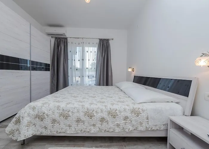 Beautiful Horizon Willa *