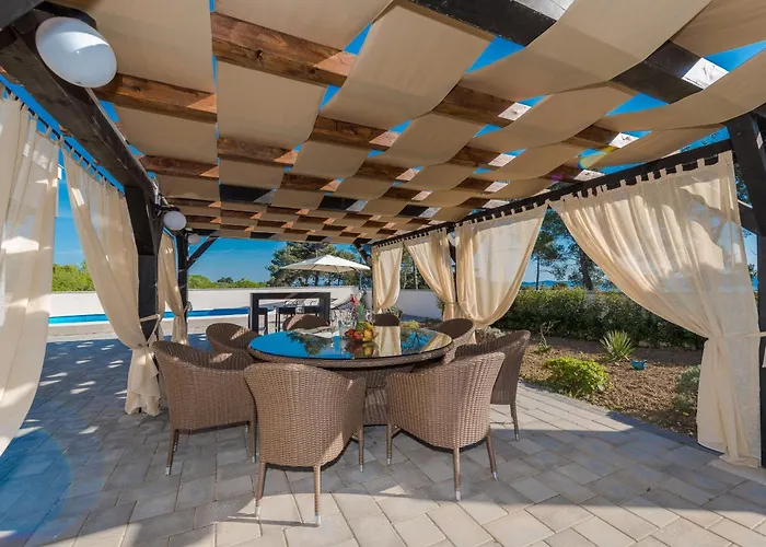 Beautiful Horizon Villa